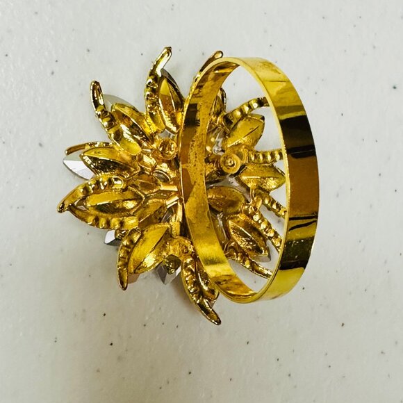 Napkin Rings 6Pcs Gold tone Flower Delicate Alloy Table Setting Party Accessory - Picture 6 of 10